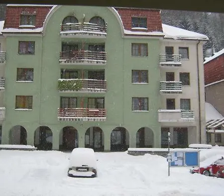 404 شقة